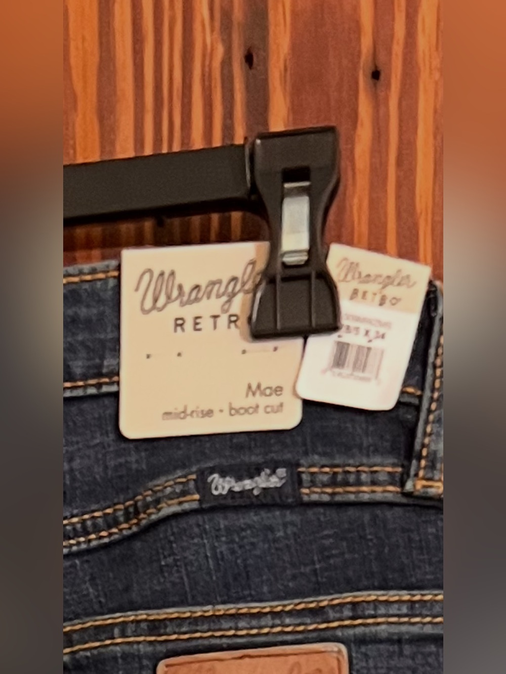 Wrangler Mid Indigo Bootcut Jeans - Dark Blue Wash - Picture 2 of 3